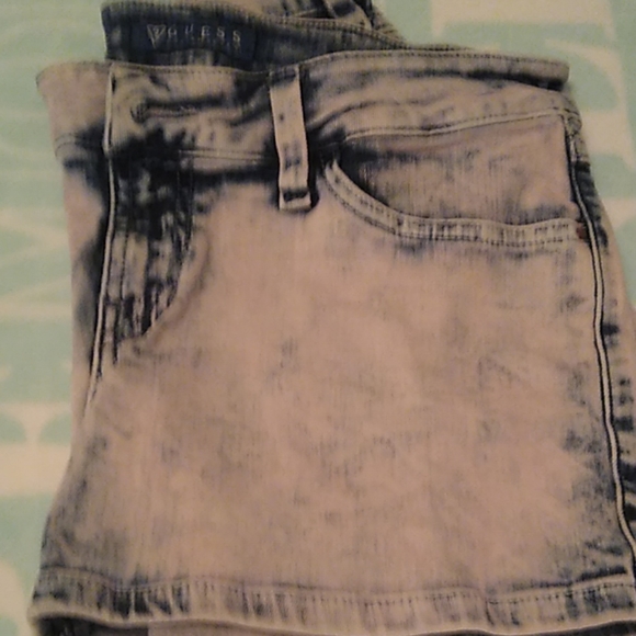 Shorts - Picture 4 of 4